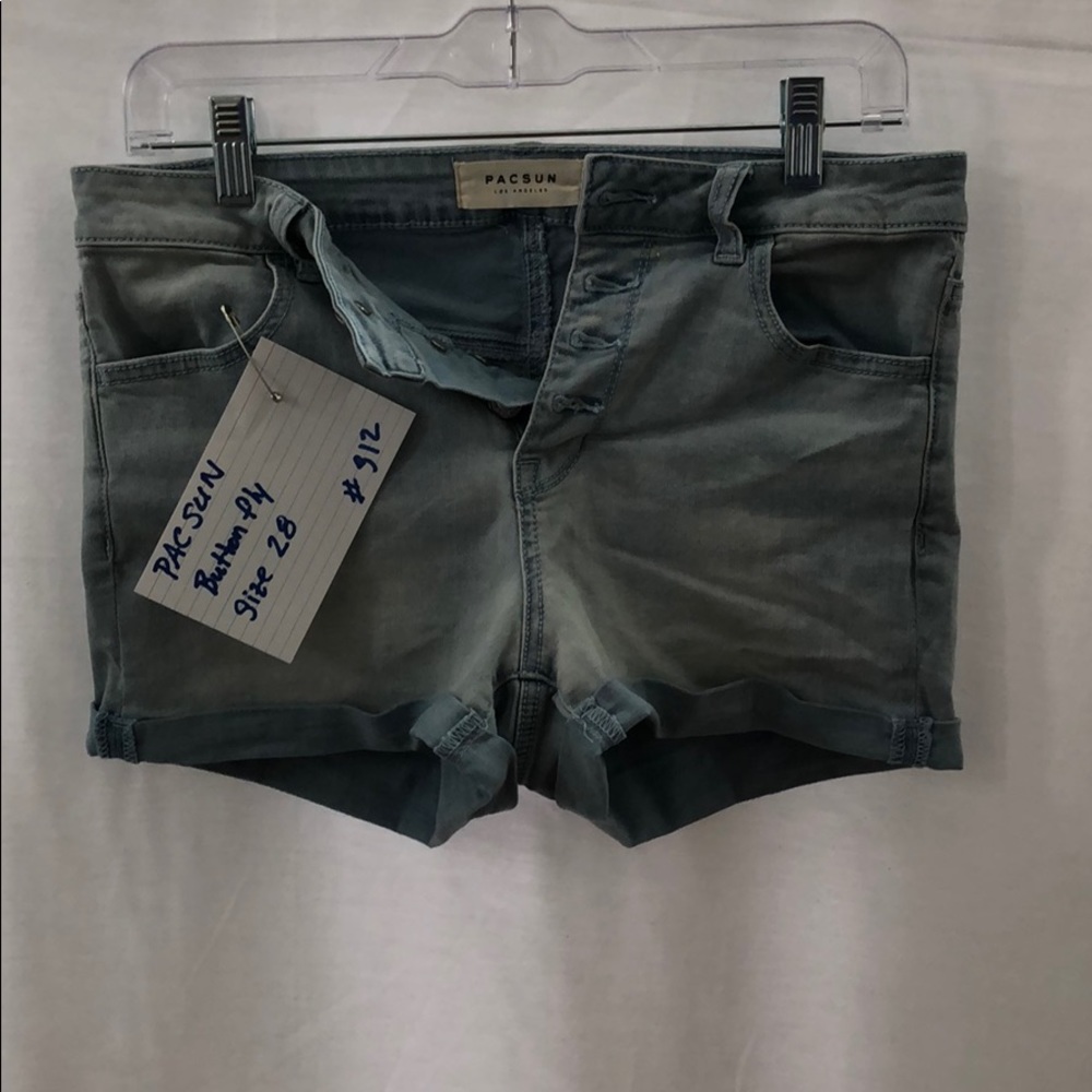 PACSUN Buttonfly shorts white washed